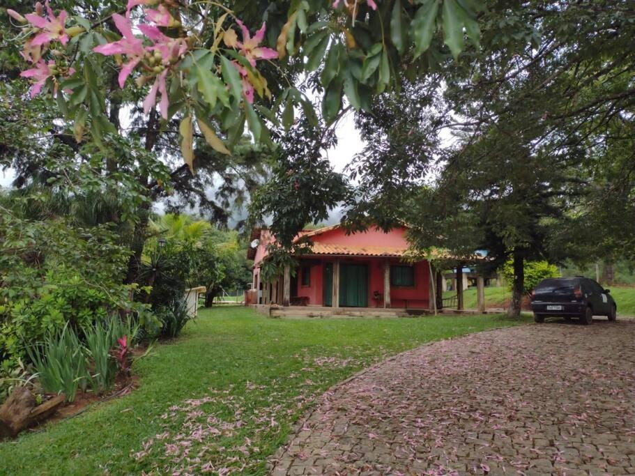 Sitio Da Tia Lucia Perto Da Montanha Villa Brumadinho Exterior photo